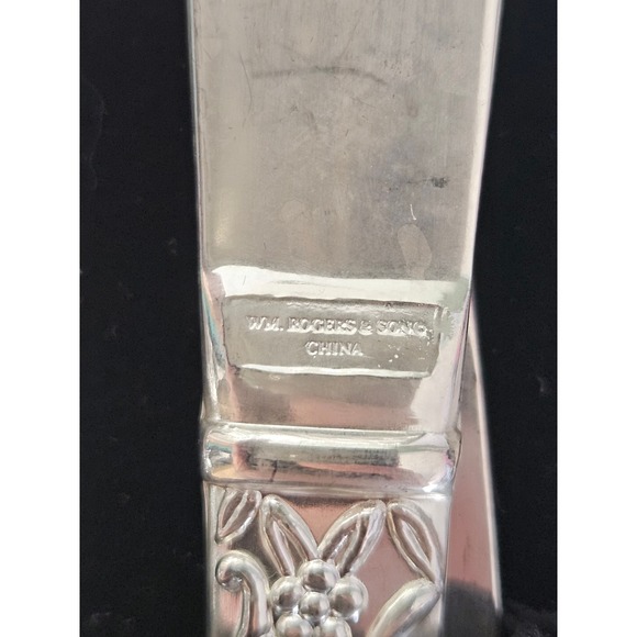Wm Rogers & Son Spring Flower Silverplate 62pc. Flatware Set with Storage Case - Picture 2 of 4